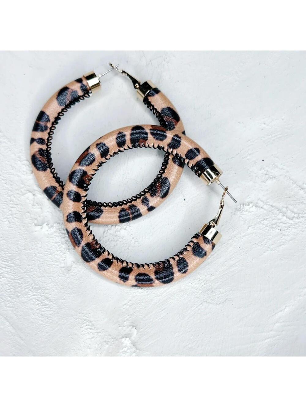 425u. Leopard Faux Print Hoops